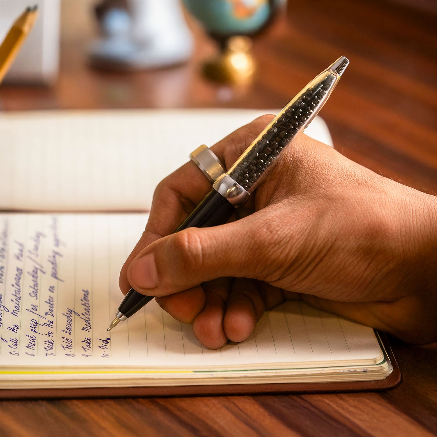 Personalised Black Spinel MagSpin Rotating Desk Pen with DryFlow Ink
