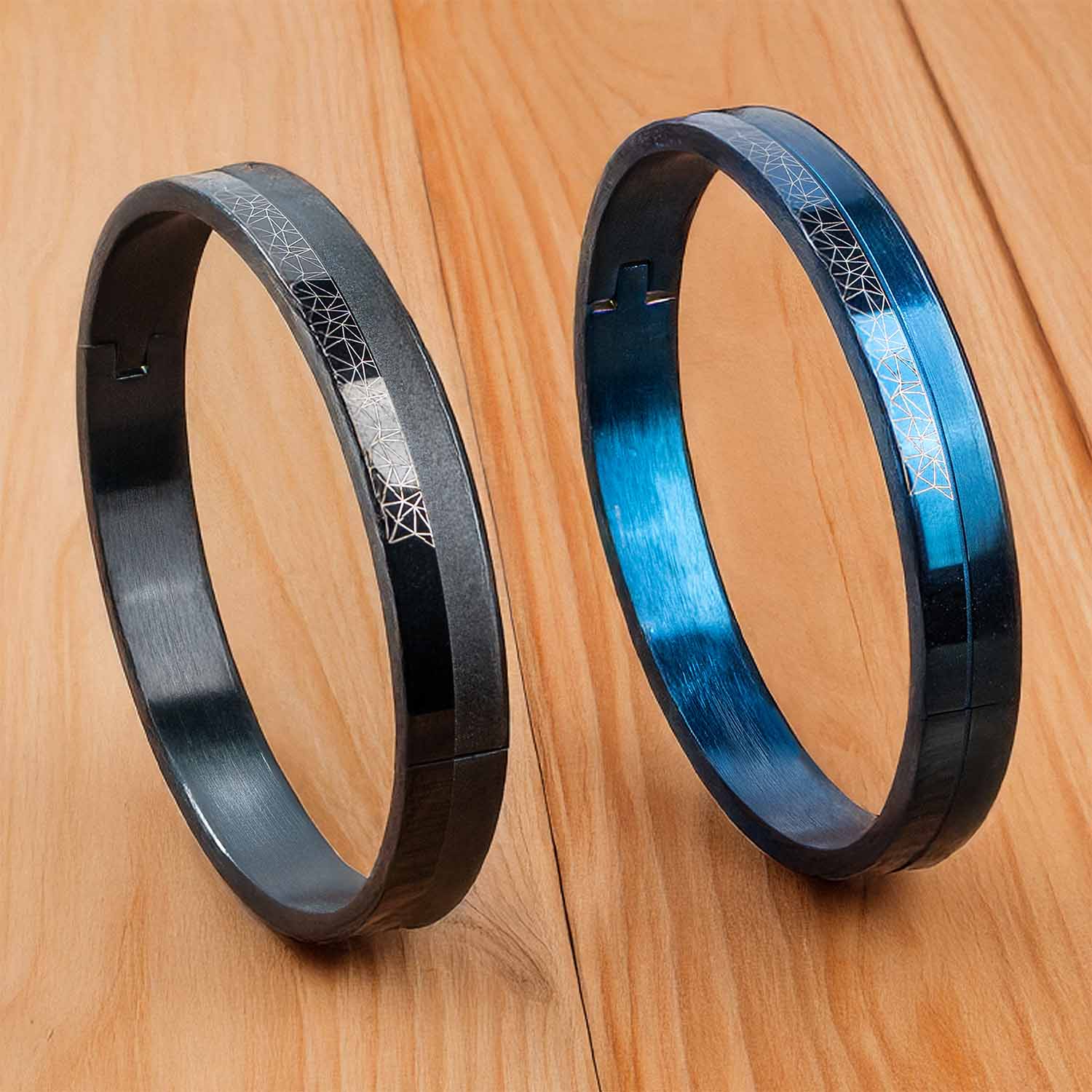 Delta Grid Kada Bracelet