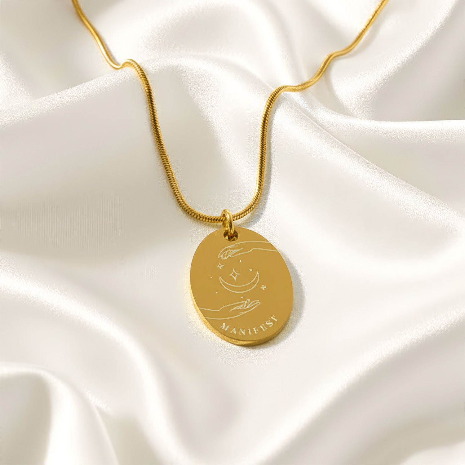 Manifest Oval Necklace Gold