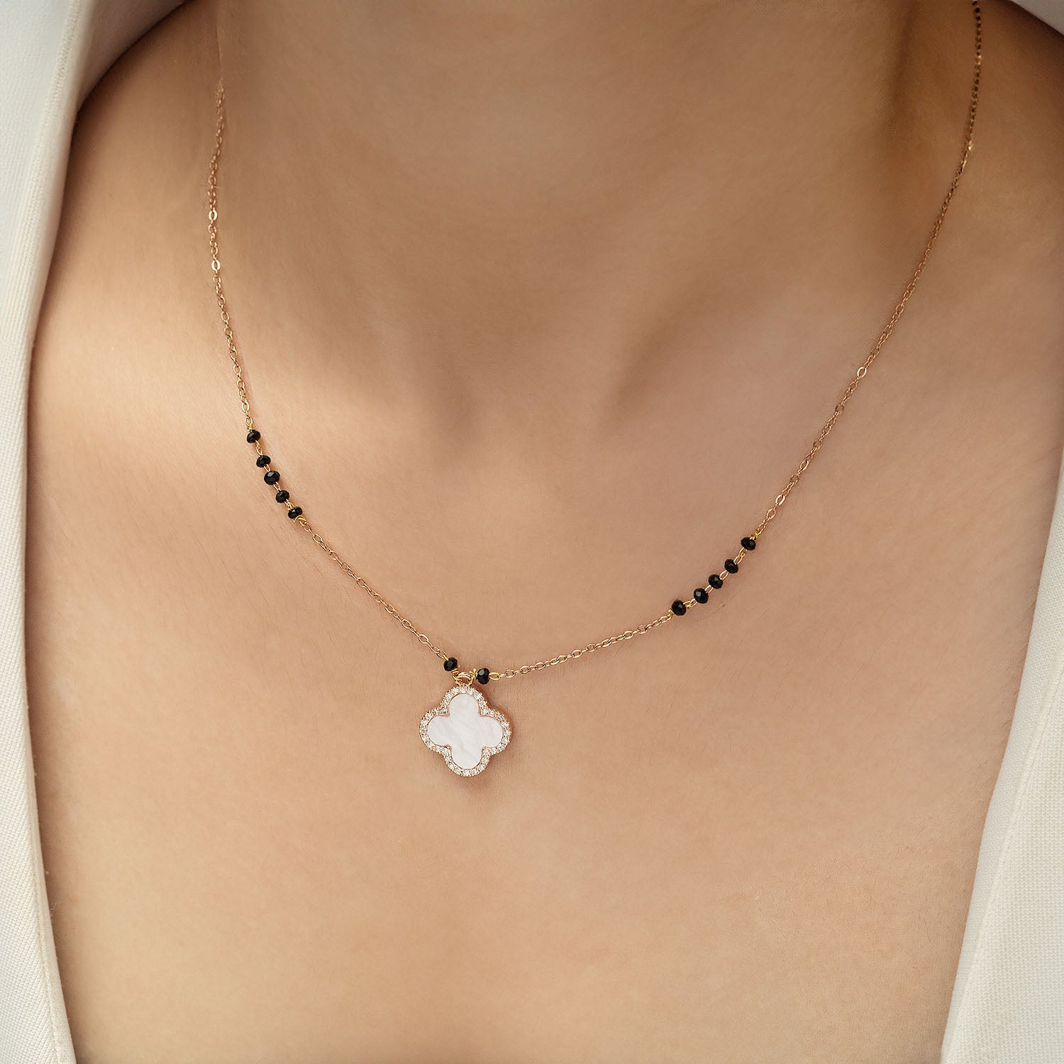Rose Gold Mother of Pearl Clover Mangalsutra