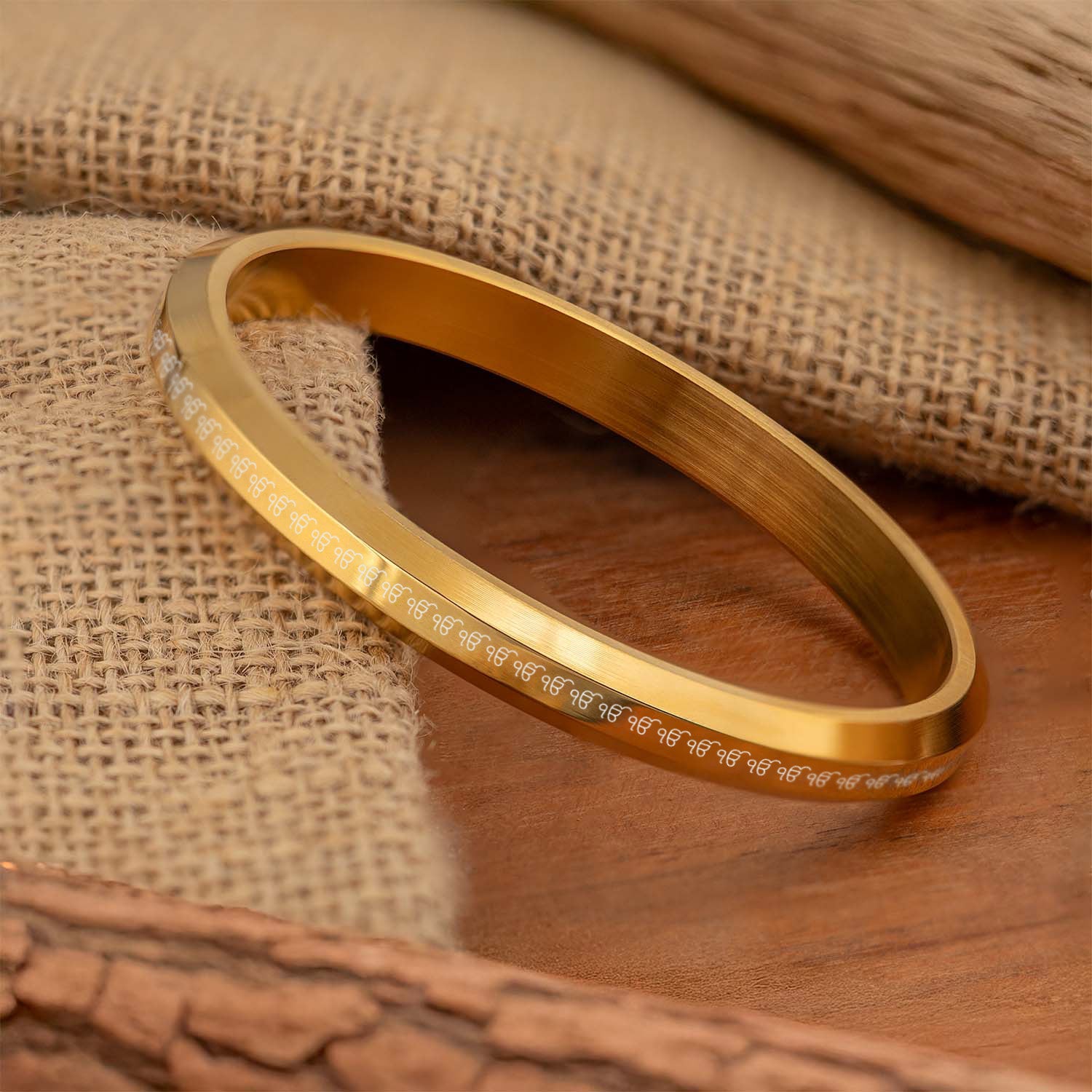 Round Flat 108 Ik Onkar Kada Gold