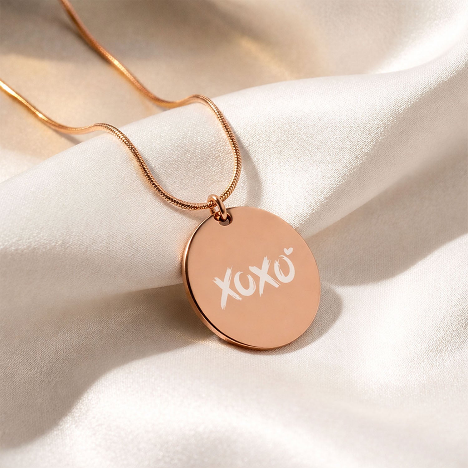 XOXO Circle Necklace Silver