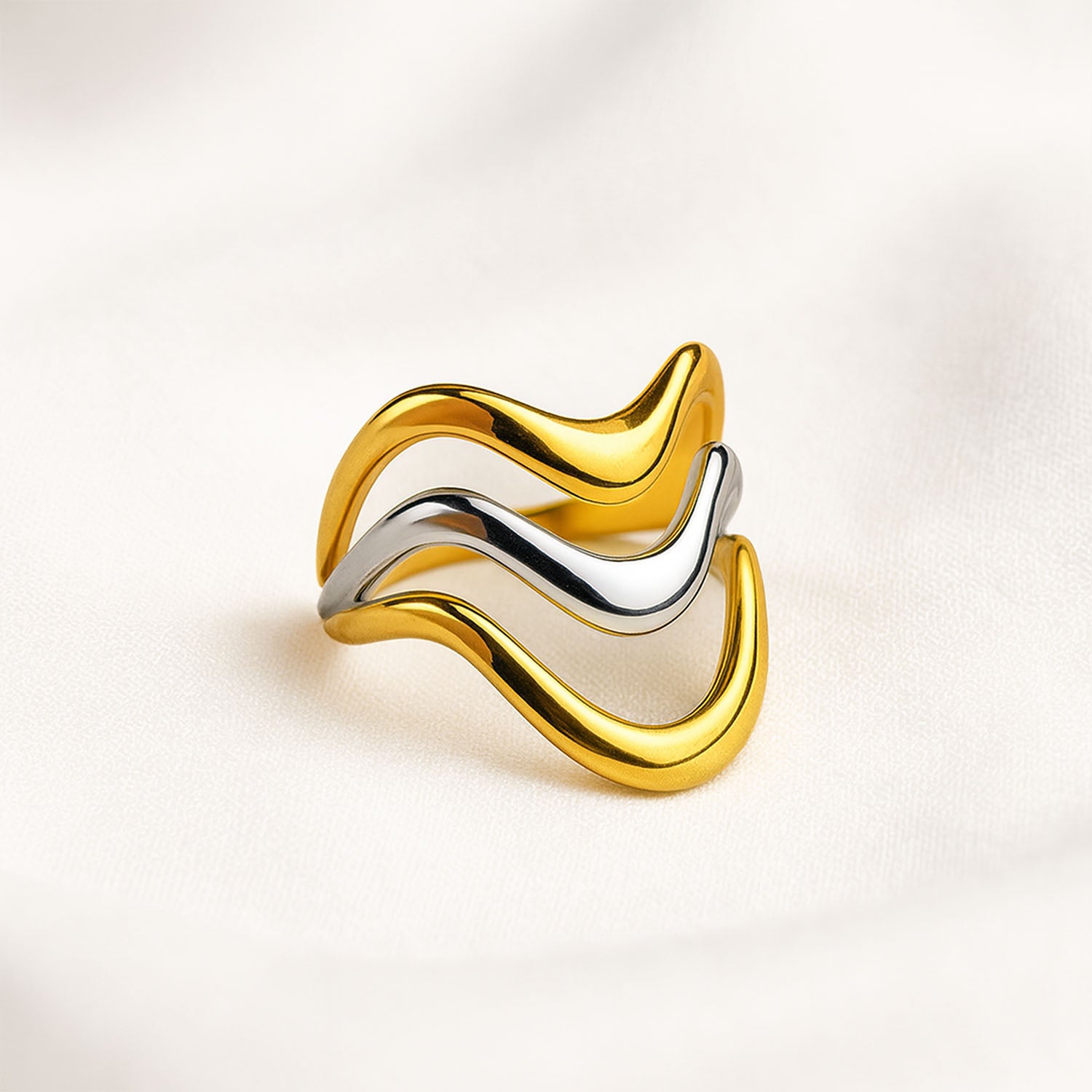Zenith Contour Stack Dual Tone Ring