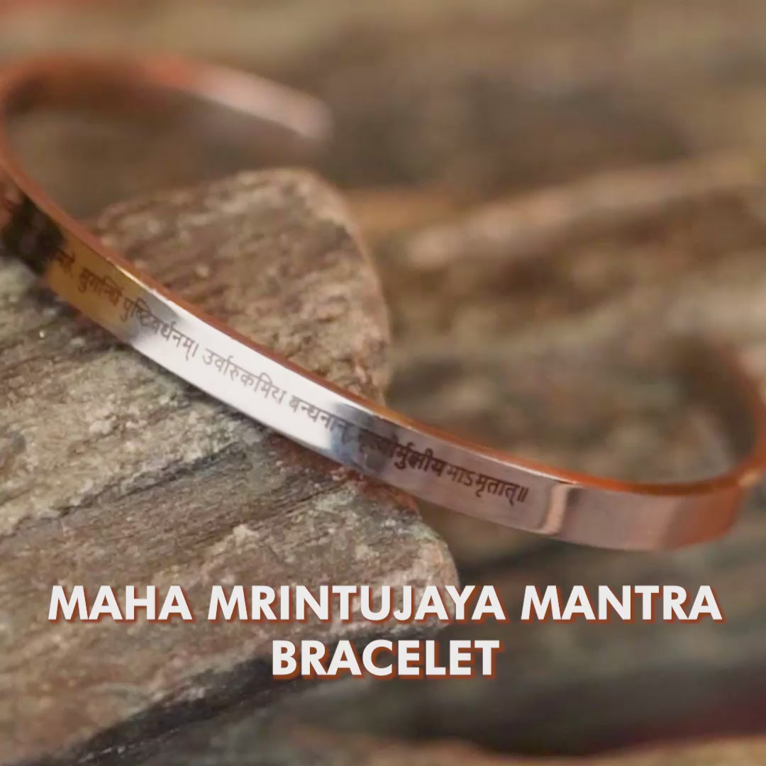 Maha Mrintujay Mantra Gloss Cuff Adjustable Bracelet Silver