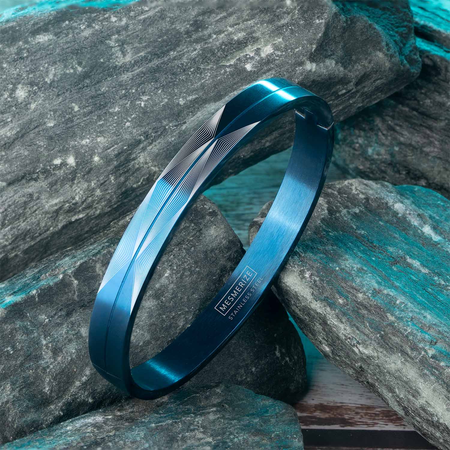 Quad Prism Kada Bracelet Blue